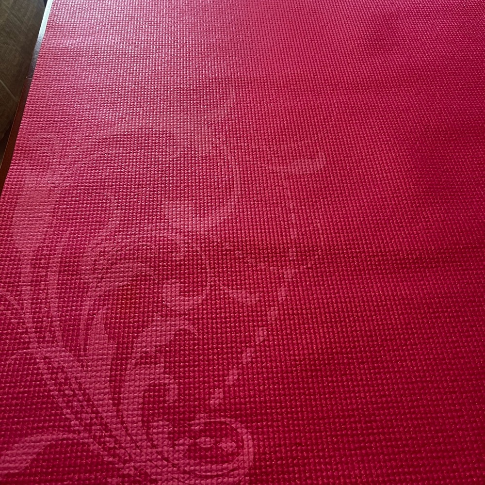 GAIAM Fuchsia Exercise Mat - Picture 2 of 3